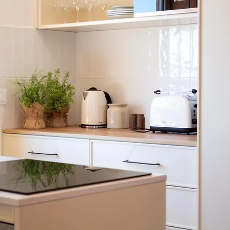 3br W River Views By Metro By Lovelystay *