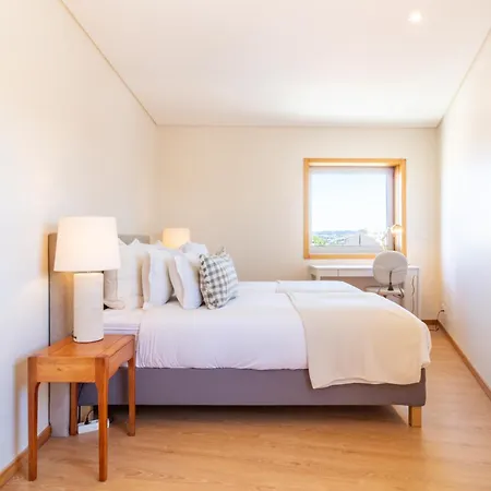 Apartament 3br W River Views By Metro By Lovelystay *