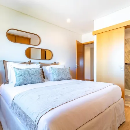 3br W River Views By Metro By Lovelystay * Vila Nova de Gaia