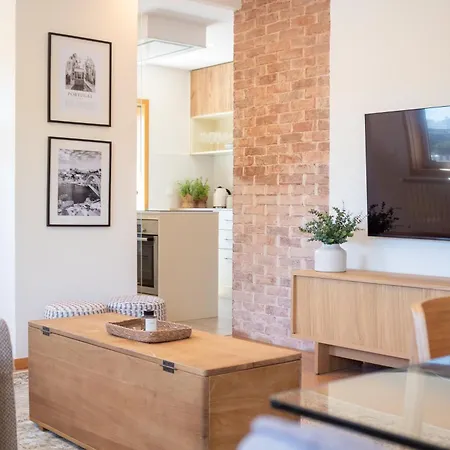 3br W River Views By Metro By Lovelystay